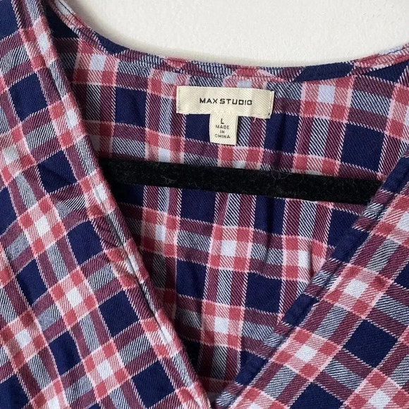 Max Studio Plaid Checkered Ruffle Flutter Sleeve Wrap Top Navy Red Size L - Picture 4 of 11